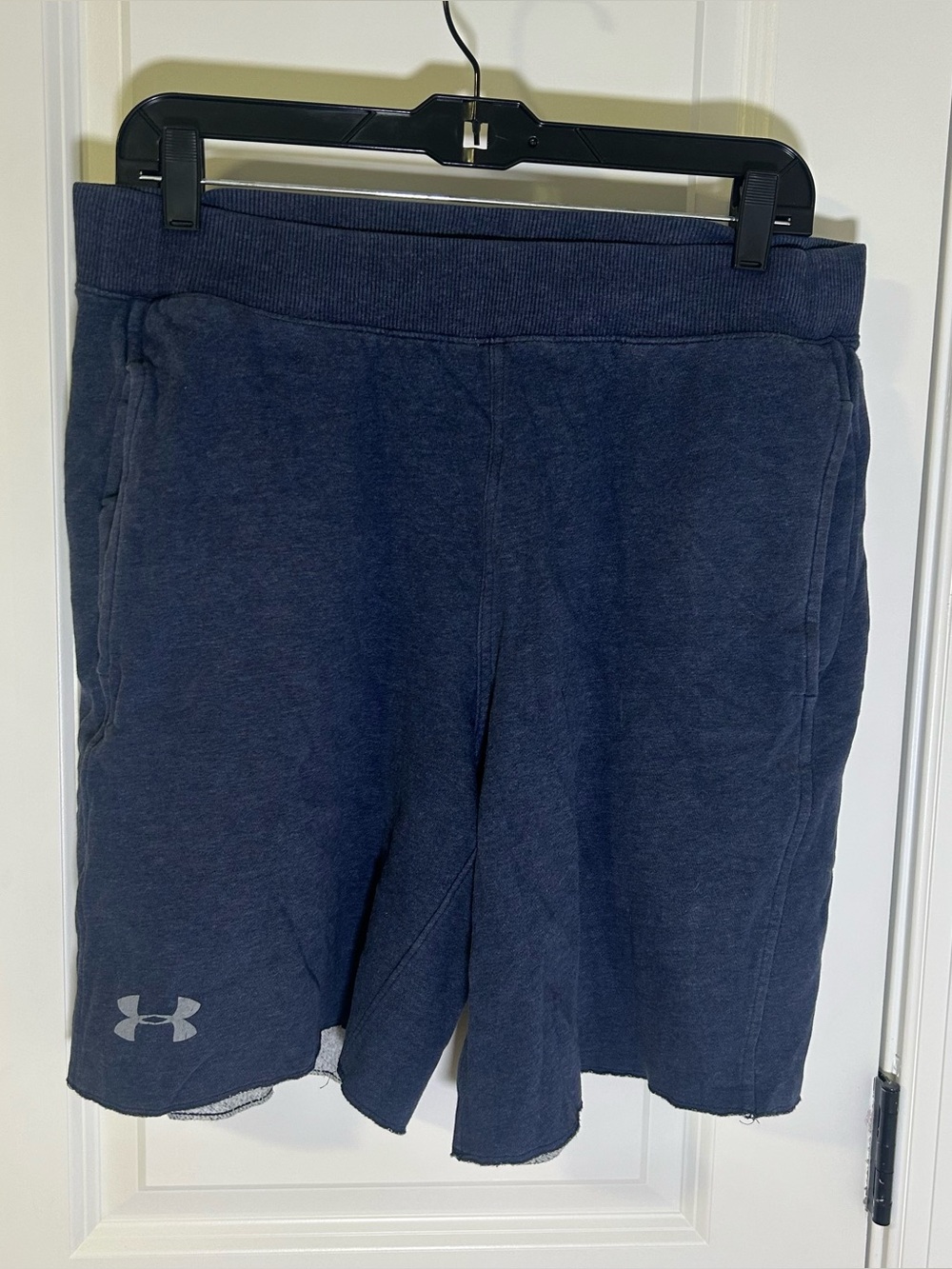Under Armour Men’s Blue Active Athletic Sweat Shorts Lightweight Sz M